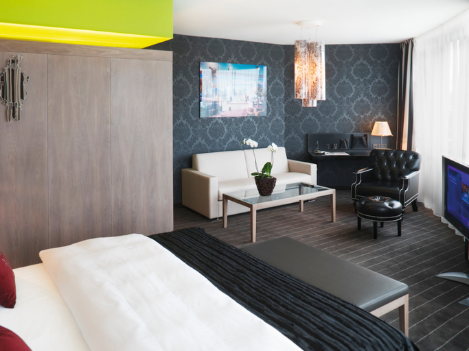 Bedroom 3, Mövenpick Hotel Stuttgart Airport, Esslingen