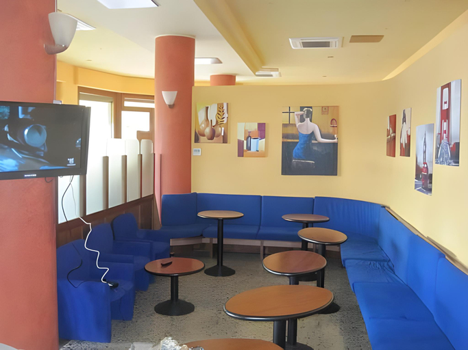 Others 5, Hotel Aquavite, Brescia