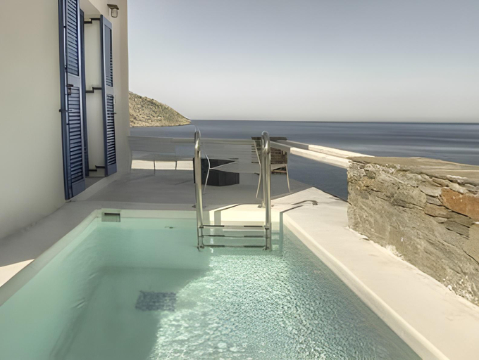 Others 5, Delfini, South Aegean