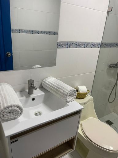 Bathroom 4, Nuovo Hotel Playa Catalina, La Romana