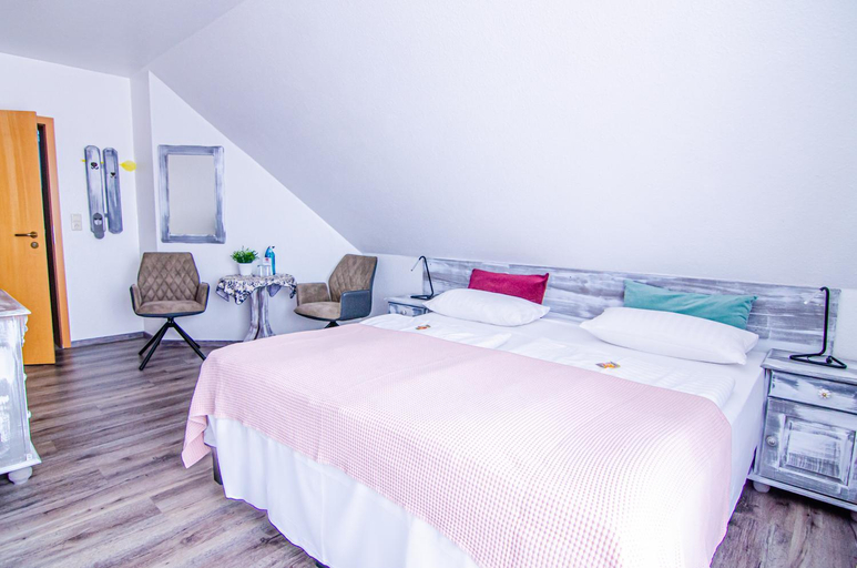 Bedroom 2, Hotel Blischke, Wittmund