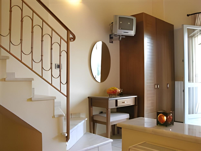 Others 4, Harmony Hotel Apartments, West Greece