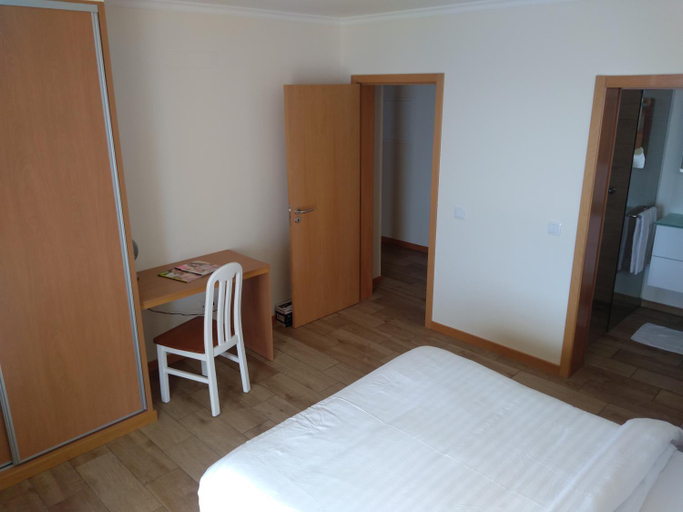 4, CASA SOL E VISTA 2, Calheta