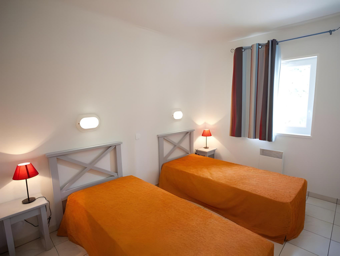 Bedroom 3, Vacanceole - Le Domaine des Grands Lacs, Landes
