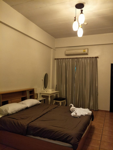 Bedroom 6
