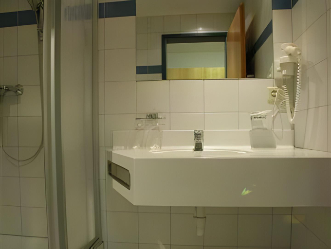 Bathroom 3, Silvretta, Bludenz