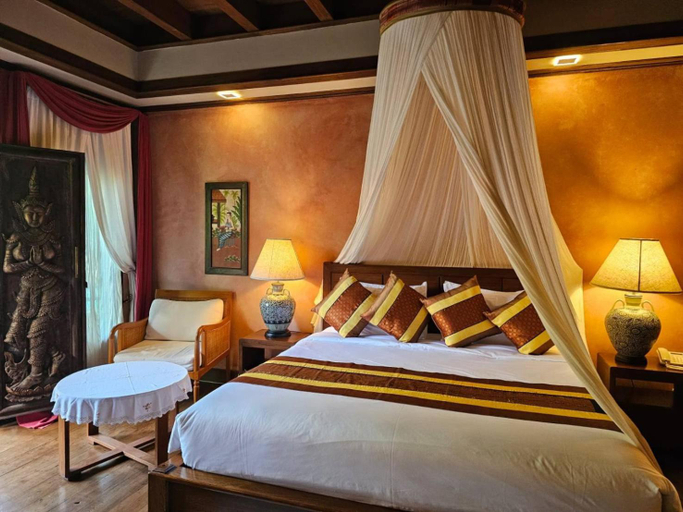 Bedroom 13