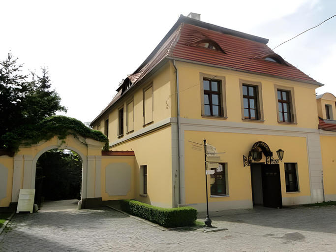 Others 5, Hotel Ksiaz, Świdnica