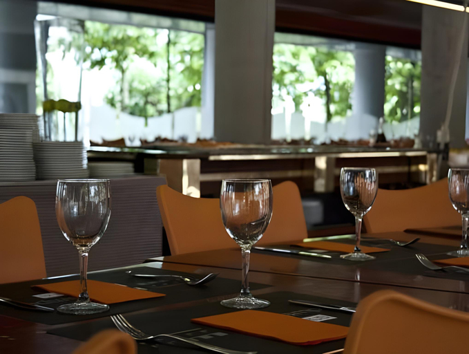 Food & Drinks 5, Hotel Campus, Barcelona