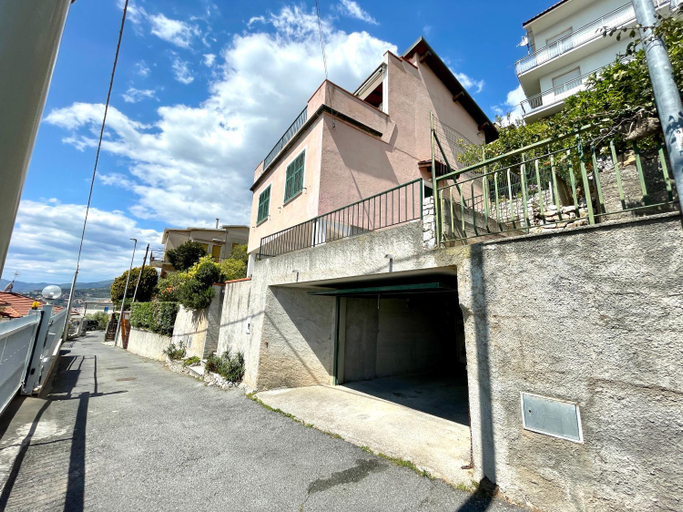 La Tua Villa Sul Mare [Vista Aperta - Free Parking - WIFI ], Savona