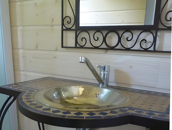 Bathroom 4, Hotel Quai des Pontis, Charente