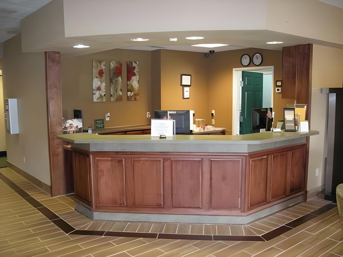 Public Area, Quality Inn & Suites Ferdinand, Dubois