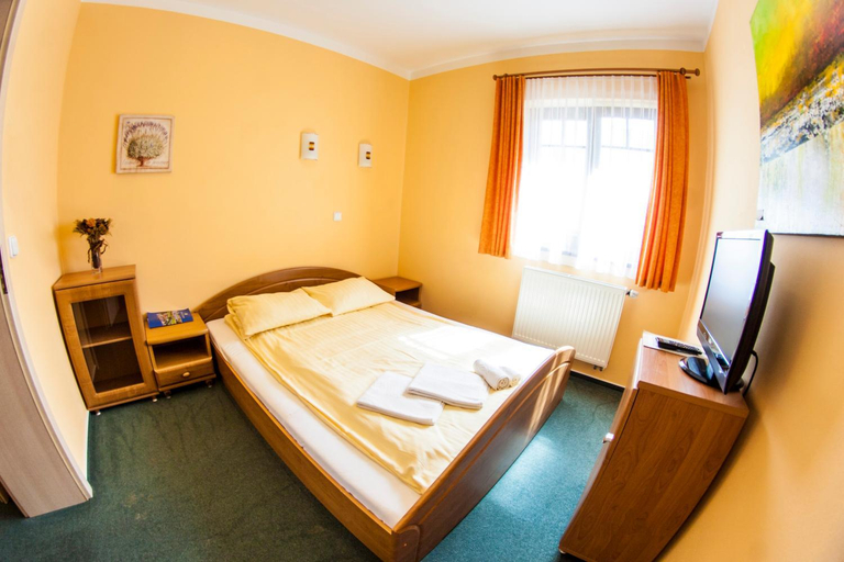 Bedroom 2, Penzion Cernej ptak, Jindřichův Hradec