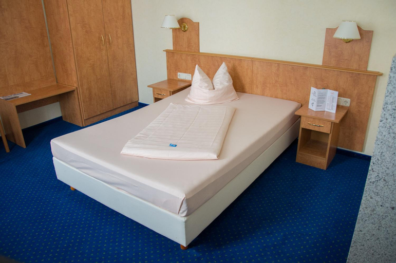 Bedroom 8