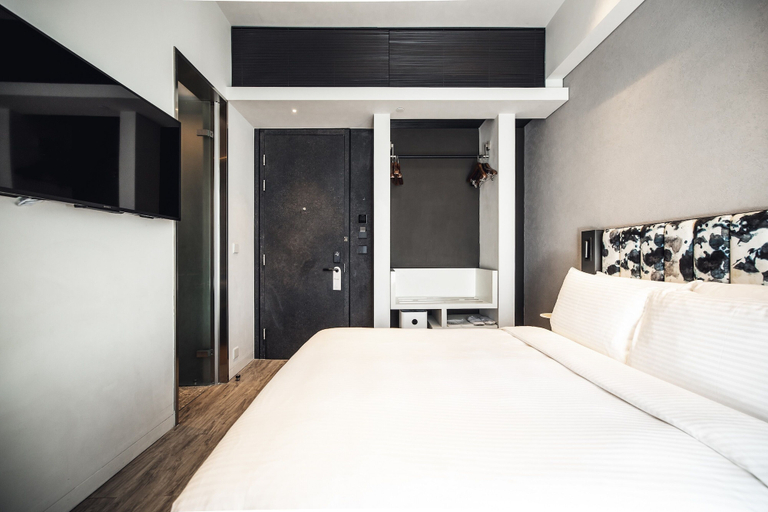 Bedroom 3, Page148, Page Hotel, Kowloon