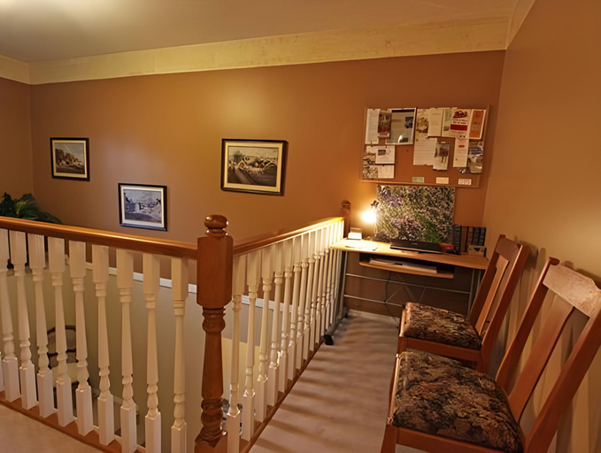 Others 3, Alpenrose Revelstoke Bed & Breakfast, Columbia-Shuswap