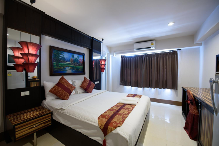 Bedroom 18