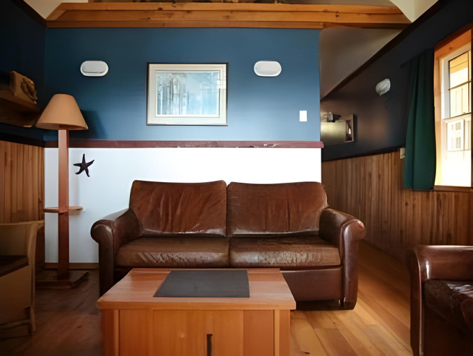 Food & Drinks, The Cabins at Terrace Beach, Alberni-Clayoquot