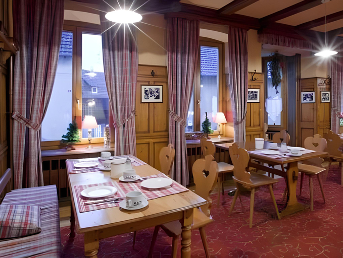 Food & Drinks 5, Hotel Restaurant La Charrue, Bas-Rhin