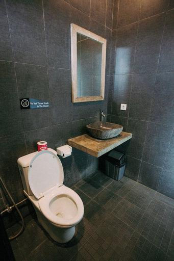 Bathroom 7
