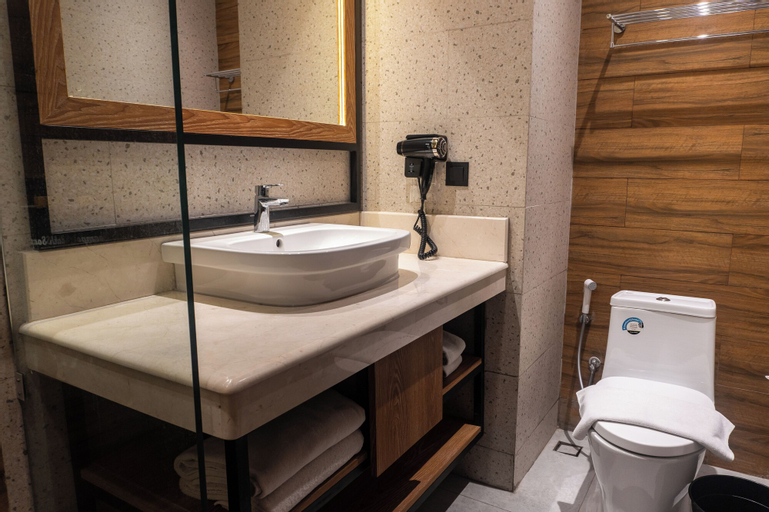 Bathroom 5