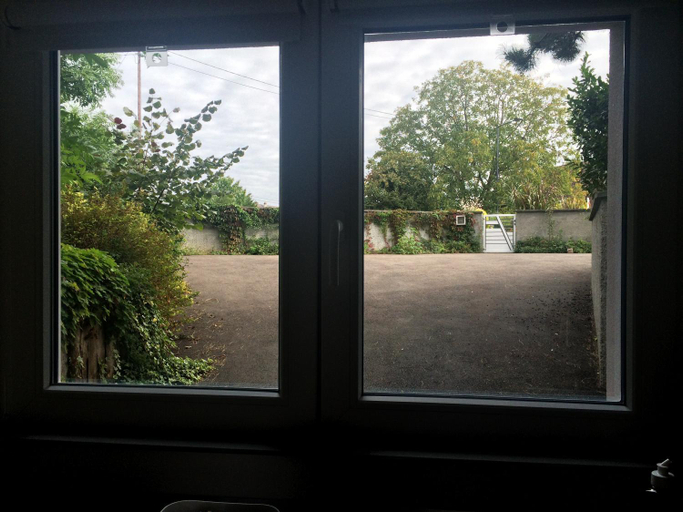 Others 3, B&B chez Didier et Catherine, Bas-Rhin