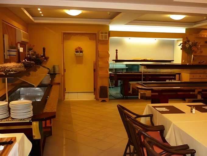 Food & Drinks 5, Elmi Suites, Crete