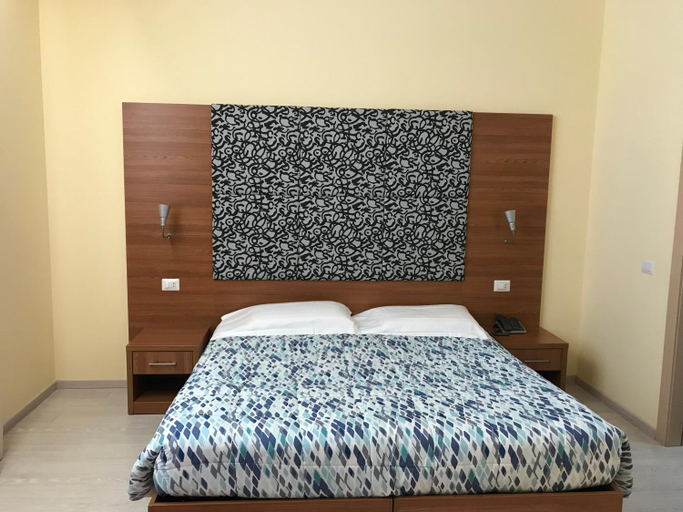 Bedroom 8