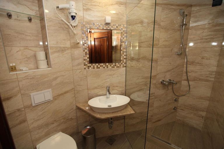 Bathroom 4, Apis Hotel, Trebinje