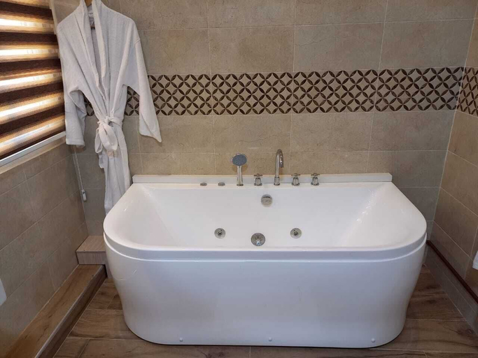 Bathroom 3, ZEBRA RESIDENCE, Rufisque