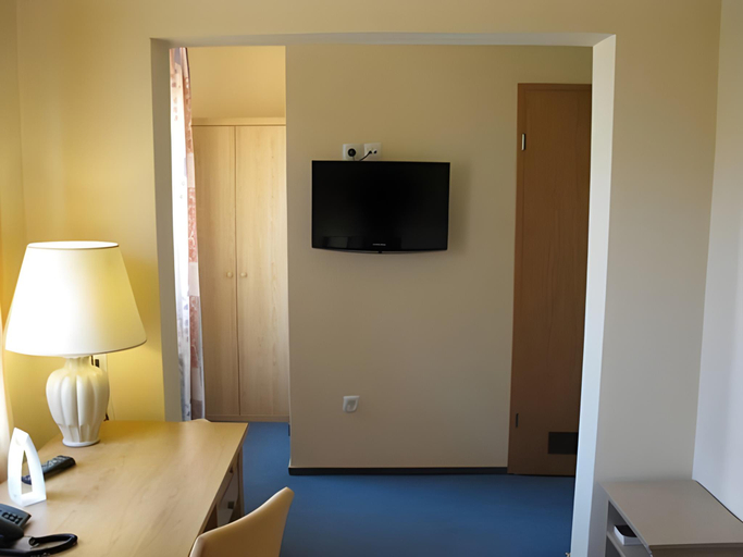 Others 4, Lons Hotel Garni, Region Hannover
