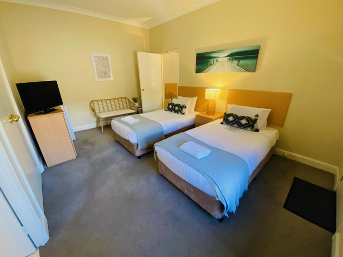 Bedroom 5