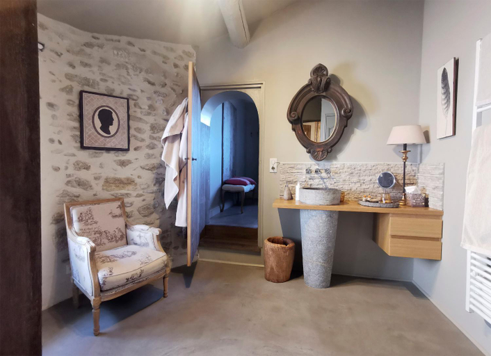 Bedroom 3, Le Petit Chateau, Vaucluse