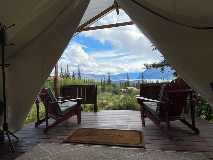 Others 5, Alpenglow Luxury Camping, Matanuska-Susitna