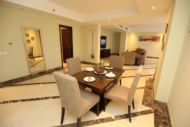 Dining Room 12