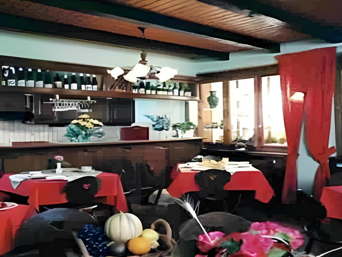Food & Drinks 4, Logis Hotel du Centre - Halte ideale en cyclotourisme avec garage a velos clos, Bas-Rhin