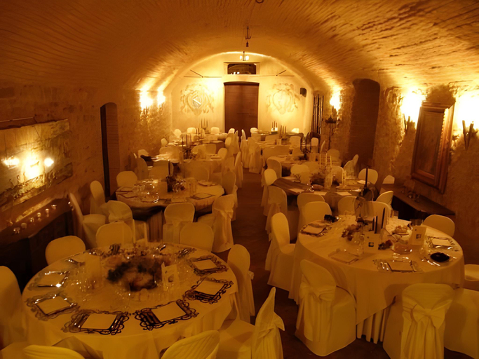 Food & Drinks 4, Hotel Castello Di Vigoleno, Piacenza
