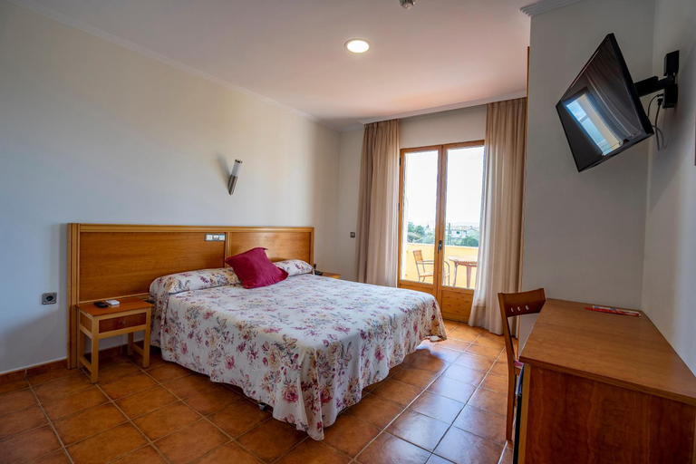 Bedroom 3, Hotel Los Barruecos by Croma, Cáceres