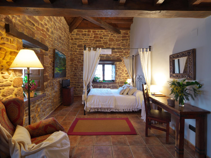4, Hotel La Corte de Lugas, Asturias