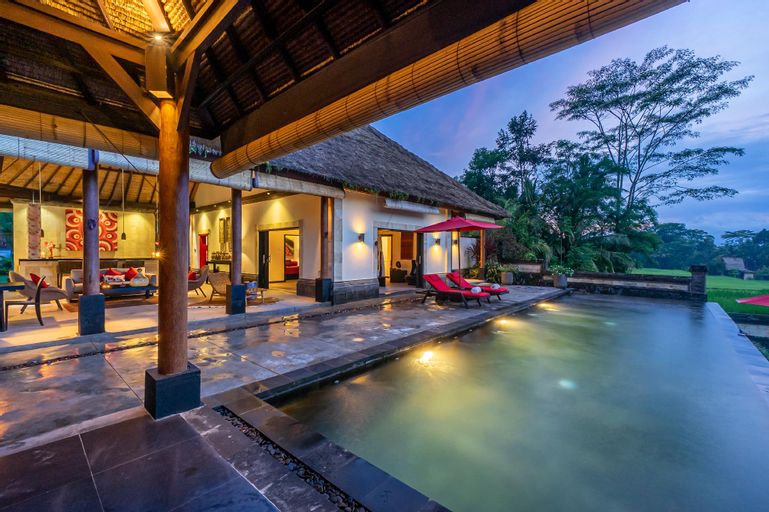 Swimming Pool 2