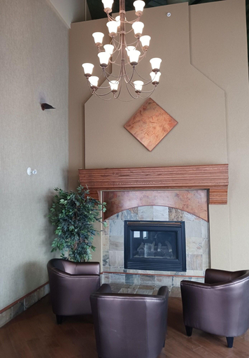 Public Area 3, Lakeview Inn & Suites Hinton, Division No. 14