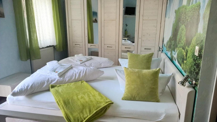Bedroom 10