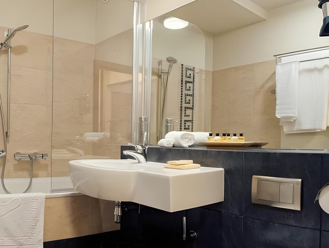 Bathroom 5, Hotel Czarny Potok Resort SPA & Conference, Nowy Sącz