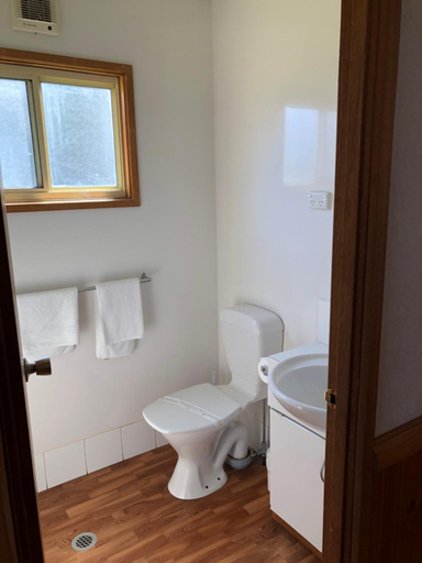 Bathroom 7