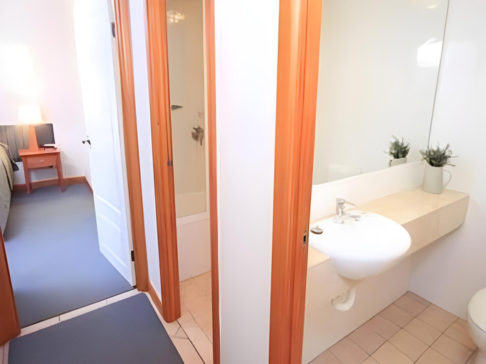 Bathroom 4, Coolum Seaside Accommodation, Maroochy - Coastal North