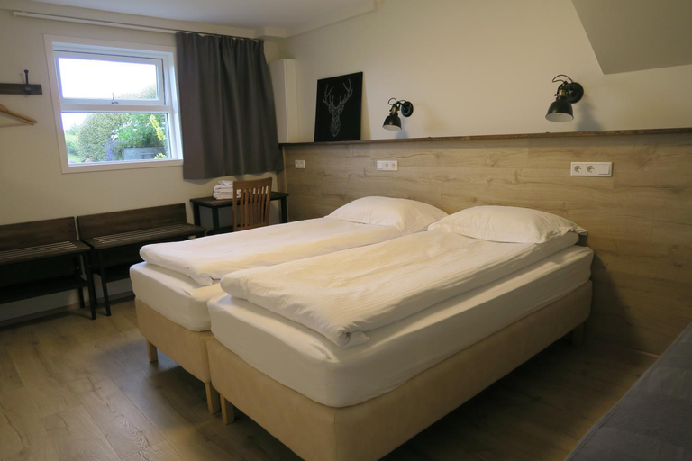 Bedroom 2, Dilksnes Guesthouse, Sveitarfélagið Hornafjörður