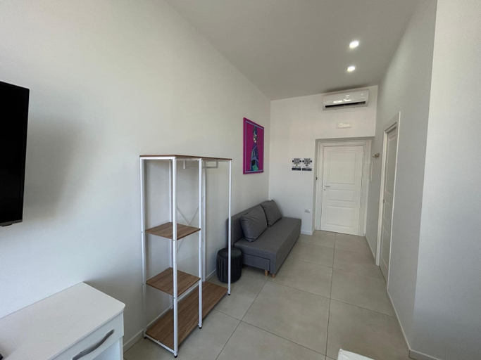 Bedroom 2, Enjoy rooms Naples, Napoli