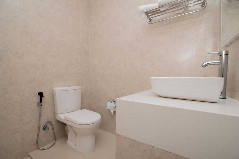 Bathroom, W Residence Kandy, K.F.G. & G. Korale