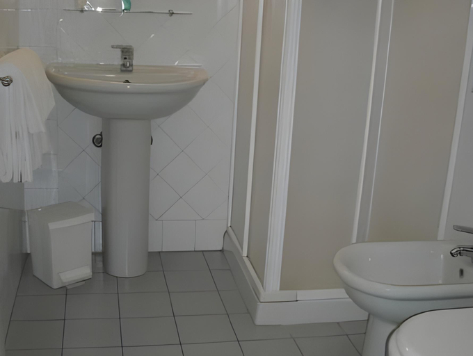 Bathroom 4, Albergo La Posta Arezzo, Arezzo