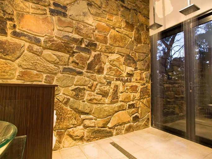 Bathroom 3, Kudos Villas, Hepburn - East